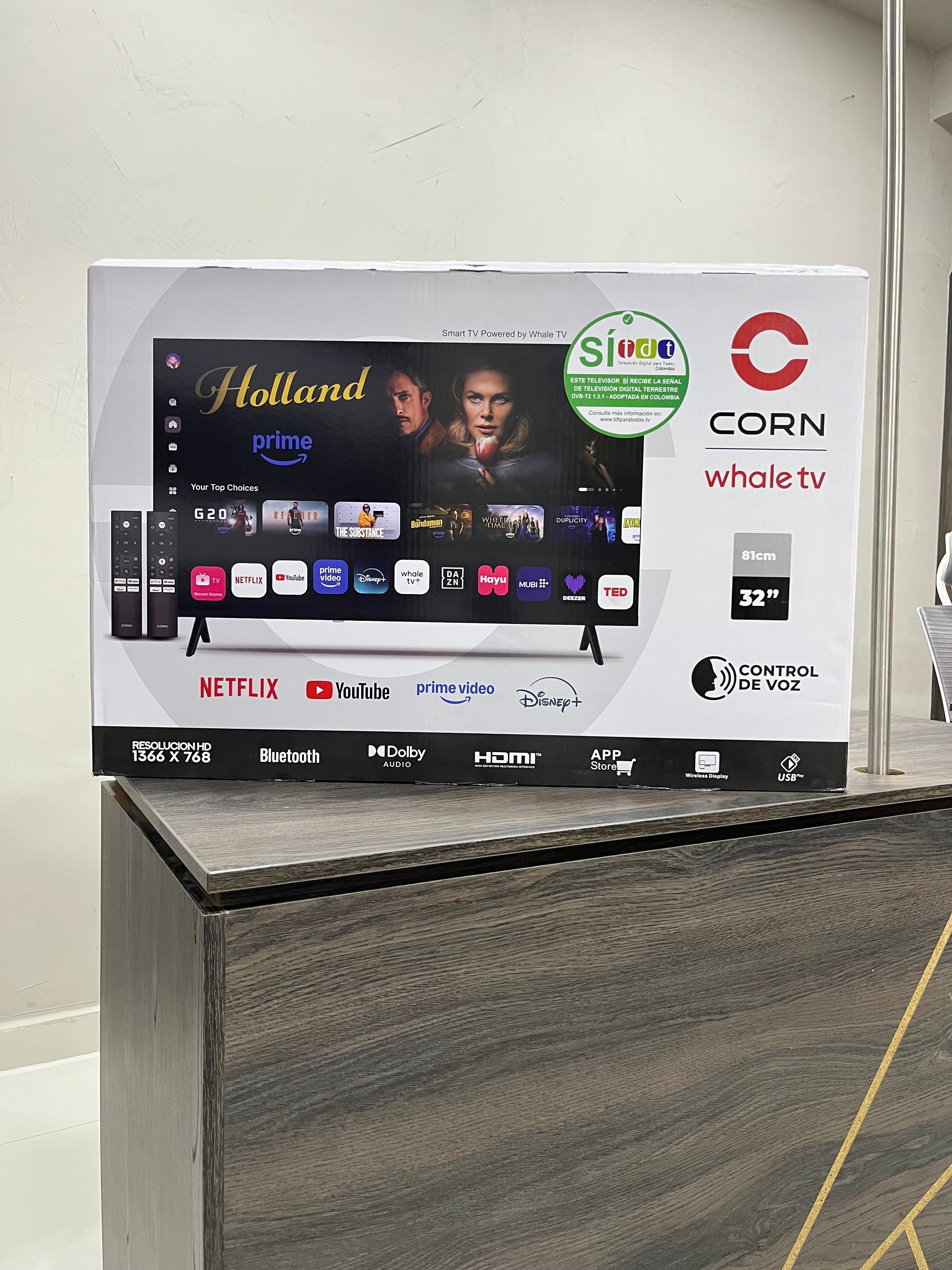 TELEVISOR CORN SMART TV HD+ 32”
